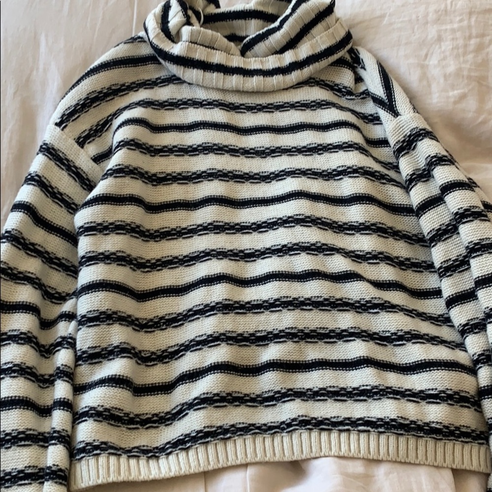 Cozy striped turtleneck